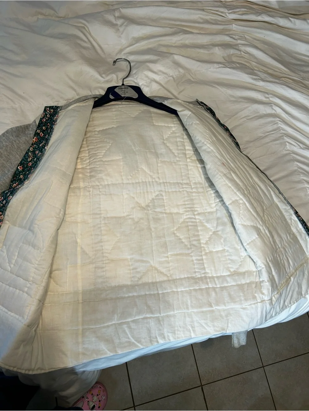 Quilted Patchwork Green and Cream Women's Jacket - Picture 3 of 4